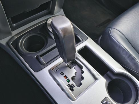 Used 2013 Toyota 4Runner SR5 image 24