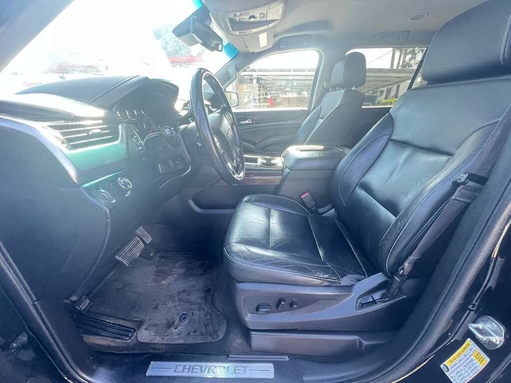 Used 2016 Chevrolet Suburban LT RWD image 16