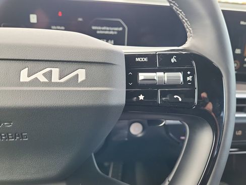 New 2026 Kia Sorento SX Prestige AWD/4WD image 18