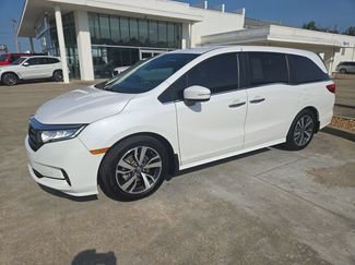 Used 2023 Honda Odyssey Touring video 1