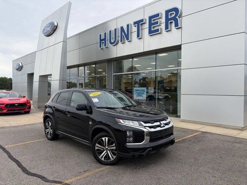 Used 2025 Mitsubishi Outlander Sport AWD image 1