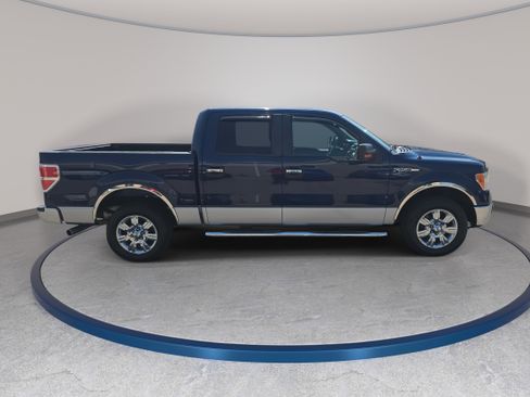 Used 2012 Ford F150 XLT w/ XLT Chrome Pkg image 4