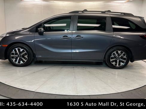 Used 2025 Honda Odyssey EX-L image 2