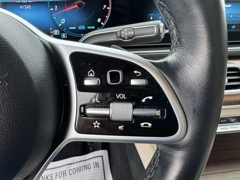 Used 2021 Mercedes-Benz GLS 450 4MATIC image 15