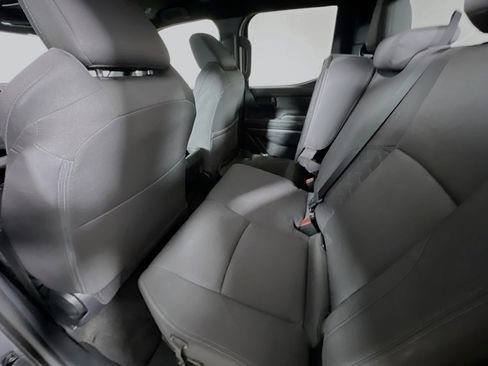 Used 2025 Toyota Tacoma SR5 AWD/4WD image 28