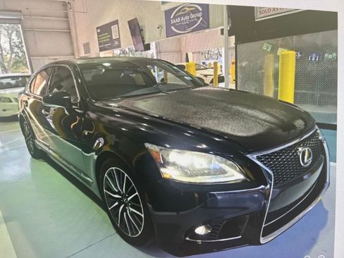 Used 2013 Lexus LS 460 w/ F-Sport Pkg RWD image 6