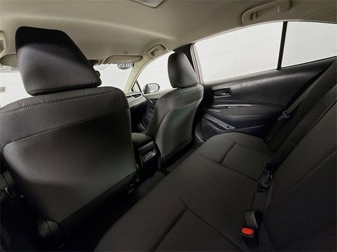 Certified 2025 Toyota Corolla LE image 10