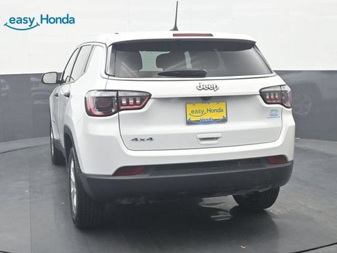 Used 2024 Jeep Compass Sport AWD/4WD image 6