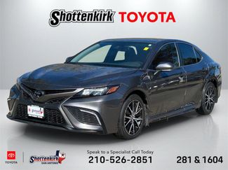 Used 2023 Toyota Camry SE video 1