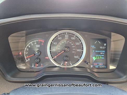 Used 2022 Toyota Corolla Cross LE image 14