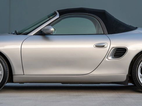 Used 1999 Porsche Boxster RWD image 99