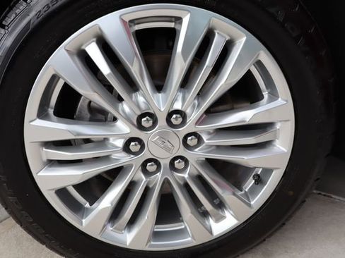 Used 2019 Cadillac XT5 Premium Luxury image 44