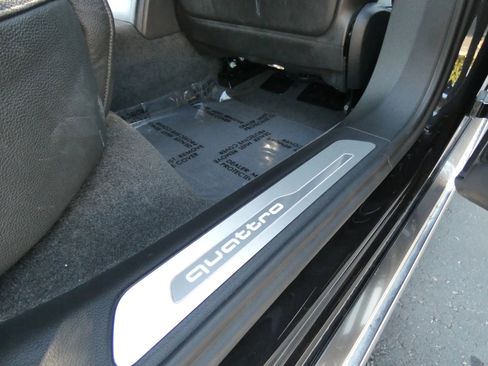 Used 2015 Audi A8 L 4.0T image 44