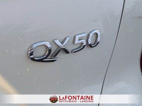 Used 2022 INFINITI QX50 Sensory w/ Cargo Package image 10