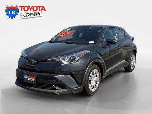 Used 2019 Toyota C-HR LE image 1