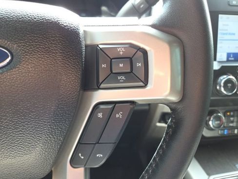 Used 2021 Ford F250 Lariat w/ Lariat Ultimate Package AWD/4WD image 33