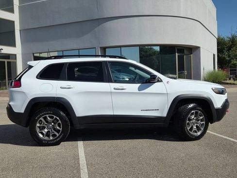 Used 2022 Jeep Cherokee Trailhawk w/ Sound & Nav Group AWD/4WD image 26