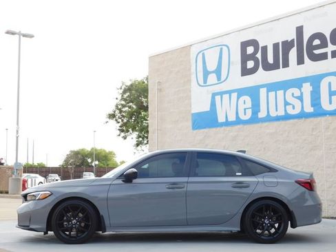 Used 2025 Honda Civic Sport image 7