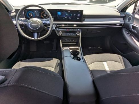 Used 2025 Hyundai Sonata SEL FWD image 21