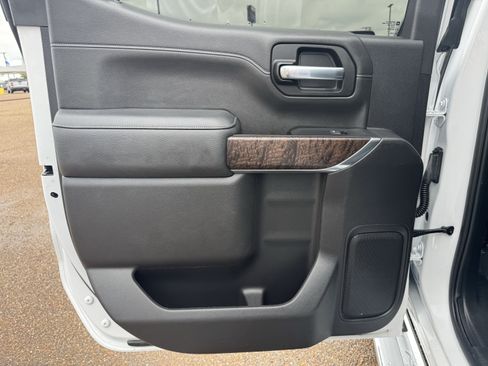 Used 2022 GMC Sierra 1500 Denali RWD image 24