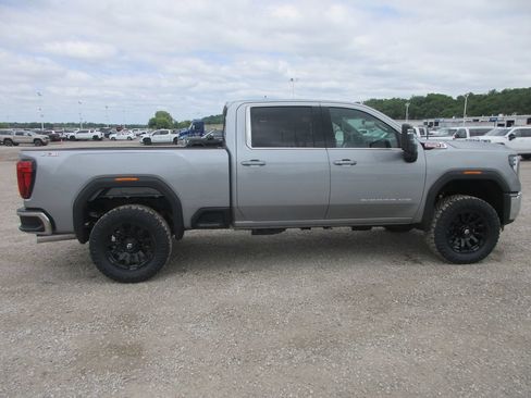New 2026 GMC Sierra 2500 SLE w/ SLE Value Package; AWD/4WD image 3
