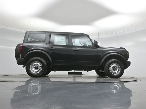 New 2026 Ford Bronco 4-Door AWD/4WD image 43