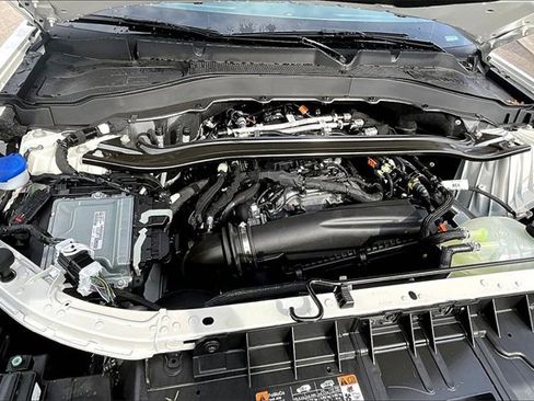 New 2025 Ford Explorer Platinum image 11