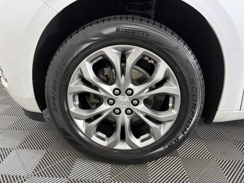 Used 2021 Buick Enclave Avenir w/ Avenir Technology Package FWD image 9