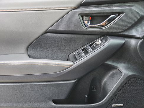 Used 2024 Subaru Crosstrek 2.5i Limited w/ Popular Package #4A image 25