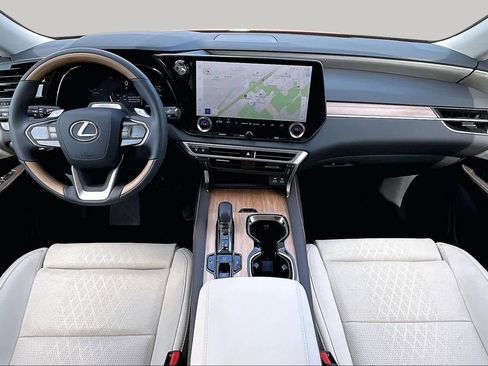 Used 2025 Lexus RX 350 FWD w/ Convenience Package image 16