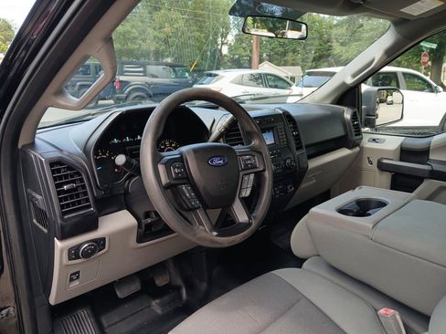 Used 2018 Ford F150 XL w/ Equipment Group 101A Mid RWD image 14