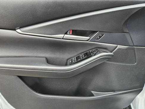 Certified 2025 MAZDA CX-30 AWD 2.5 S w/ Select Sport Pkg image 16