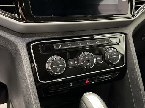 Used 2022 Volkswagen Atlas SE image 15