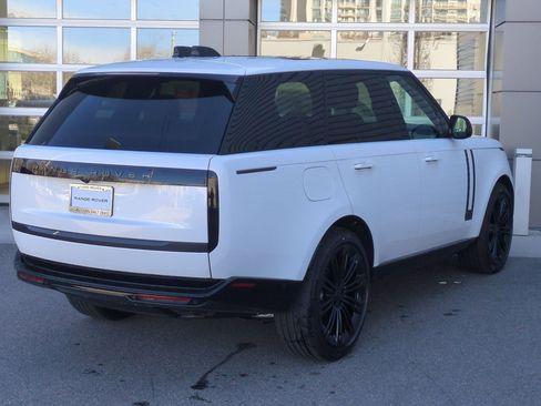 New 2026 Land Rover Range Rover SE AWD/4WD image 5