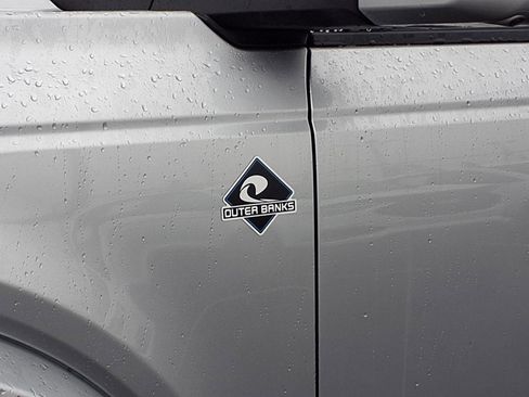 Used 2023 Ford Bronco Outer Banks image 28