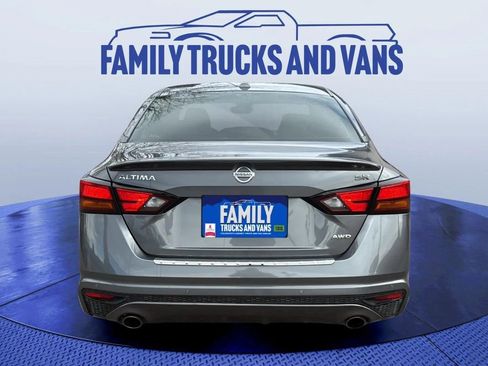 Used 2021 Nissan Altima 2.5 SR image 4