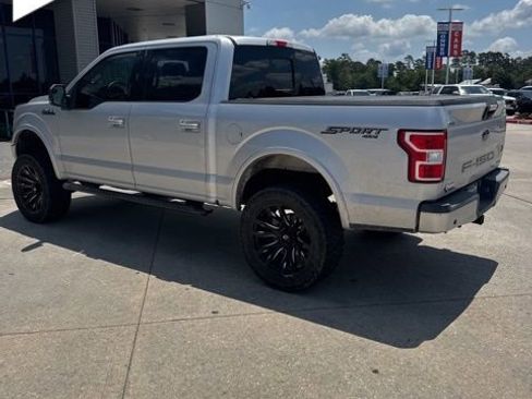 Used 2018 Ford F150 XLT w/ Equipment Group 302A Luxury AWD/4WD image 5
