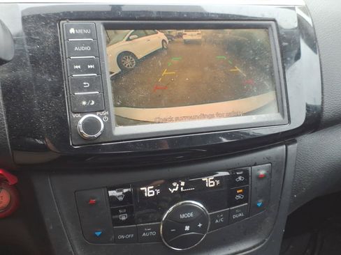 Used 2019 Nissan Sentra SV FWD image 11