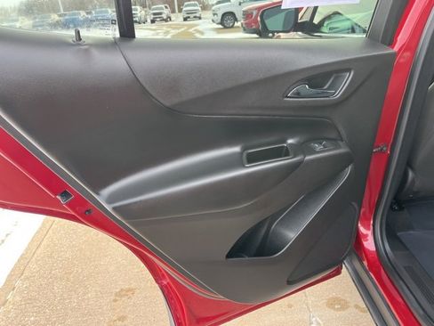Used 2019 Chevrolet Equinox LT image 37