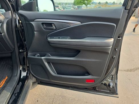 Certified 2023 Honda Passport TrailSport image 34