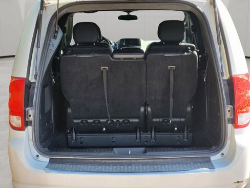 Used 2015 Dodge Grand Caravan R/T w/ Driver Convenience Group FWD image 23