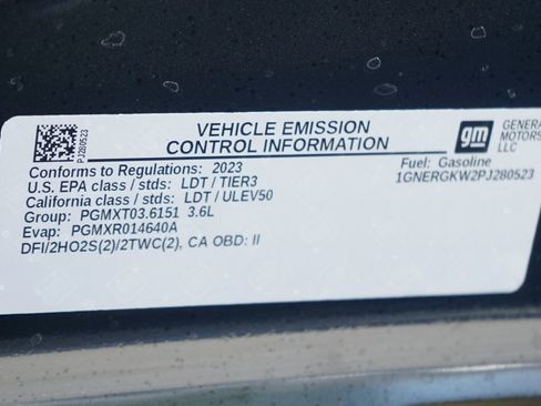Used 2023 Chevrolet Traverse LT FWD image 14