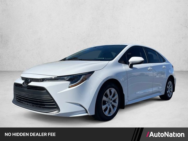 Used 2024 Toyota Corolla LE FWD image 1