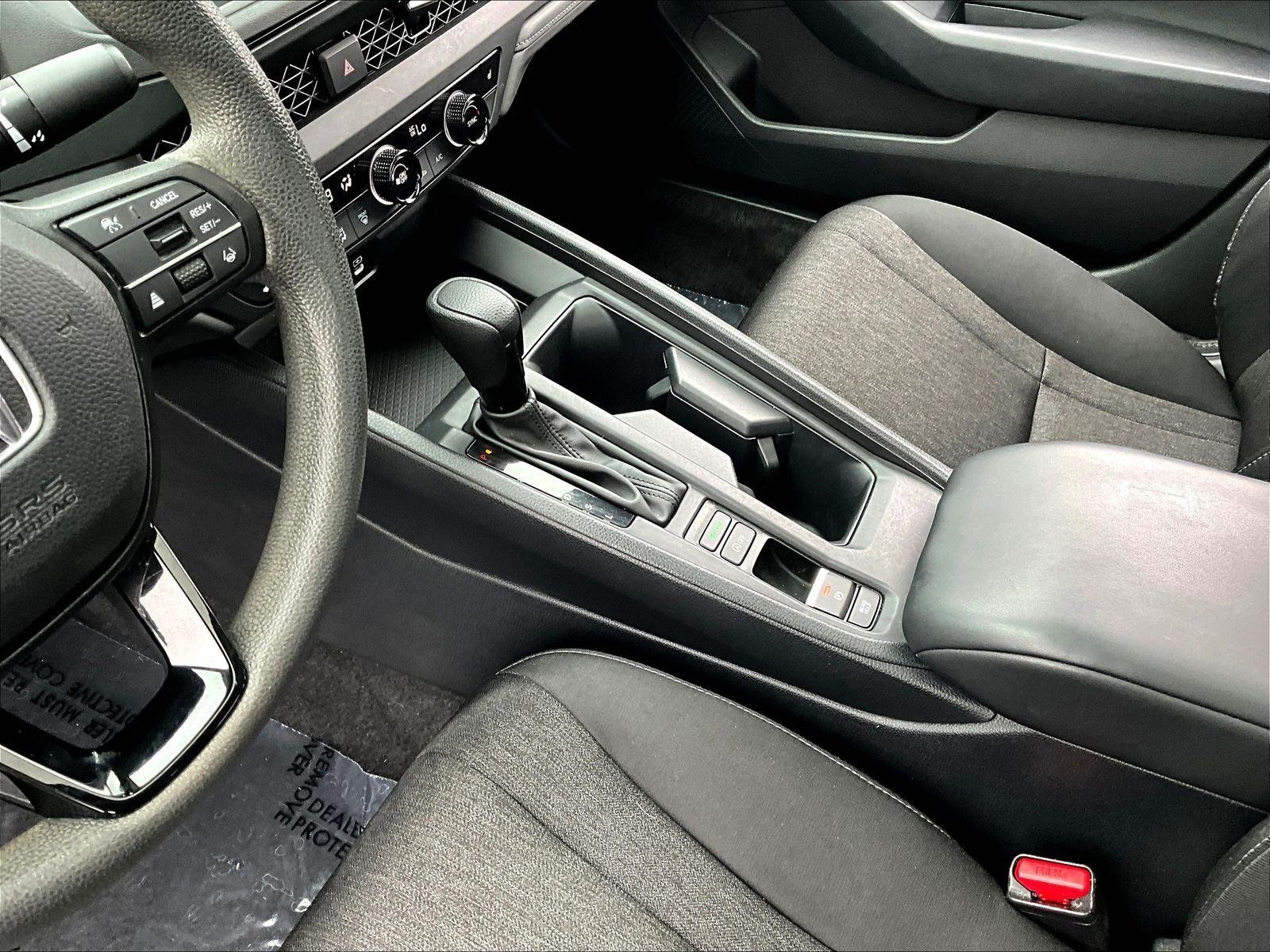 Used 2023 Honda Accord EX image 17
