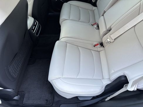 New 2026 Genesis GV70 2.5T Select image 17