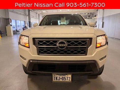 Certified 2024 Nissan Frontier SV w/ SV Convenience Package RWD image 6