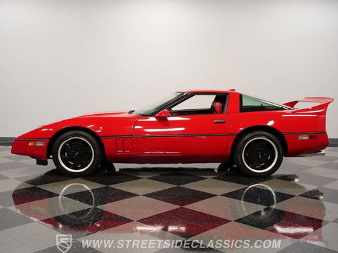 Used 1989 Chevrolet Corvette Coupe image 8