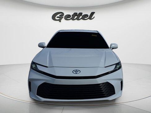 Used 2025 Toyota Camry LE w/ Convenience Package FWD image 8
