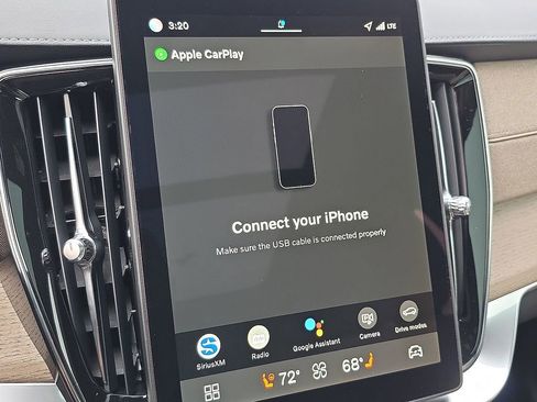 New 2026 Volvo XC90 B6 Plus w/ Protection Package Premier image 33