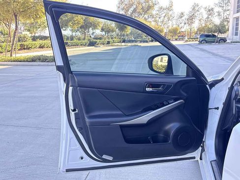 Used 2016 Lexus IS 200t image 23